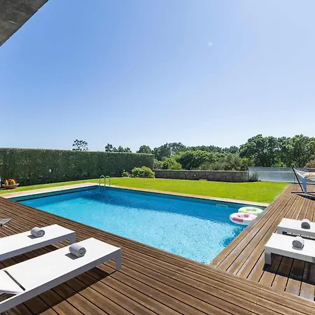 Semesterbostad Sunrise Escape With Pool By Portugal Active Viana do Castelo