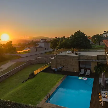 Sunrise Escape With Pool By Portugal Active Prázdninový dům