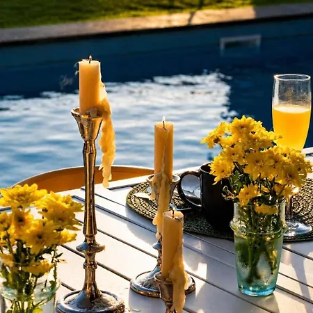 Sunrise Escape With Pool By Portugal Active