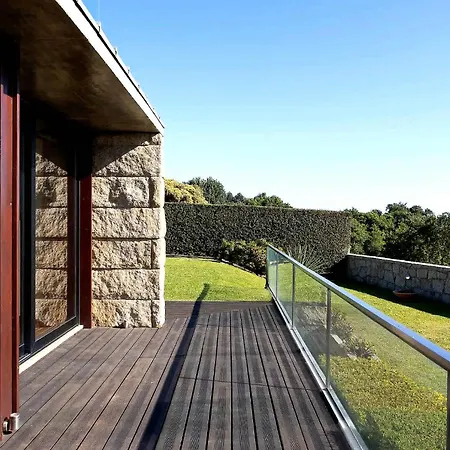 Sunrise Escape With Pool By Portugal Active Semesterbostad